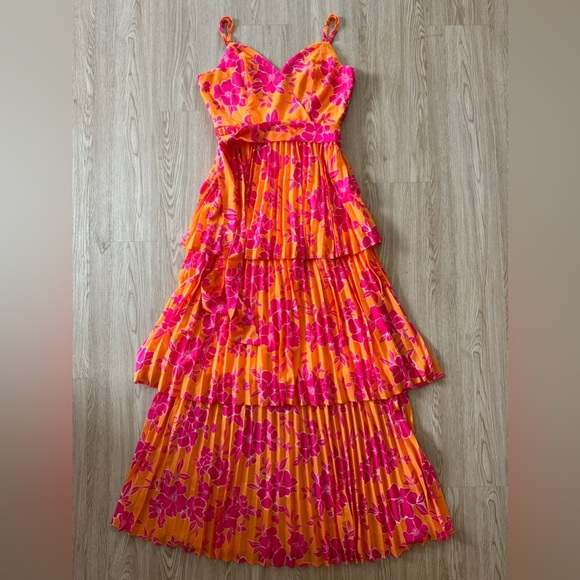 Pinkblush flying tomato floral pleated tiered maxi dress nwot - Picture 4 of 4